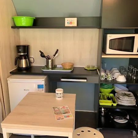 Campsite Club L'air Marin Vias