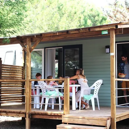 Camping Club L'air Marin Vias