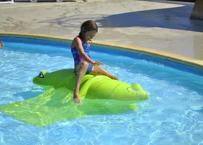 אתר קמפינג Club L'air Marin